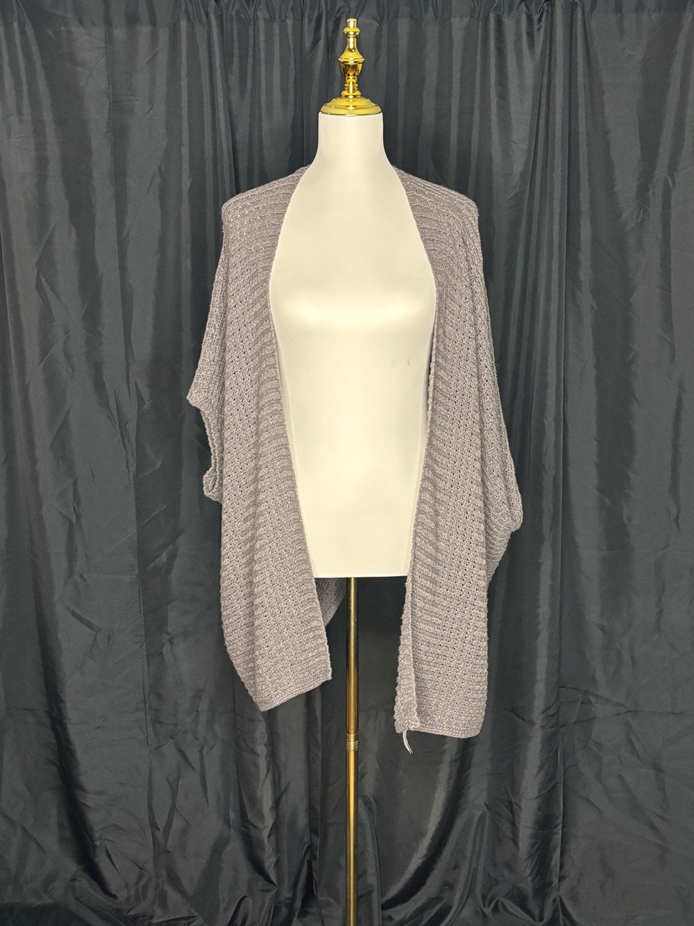 American Eagle Outfitters Light Gray Open-Front Knit Shrug